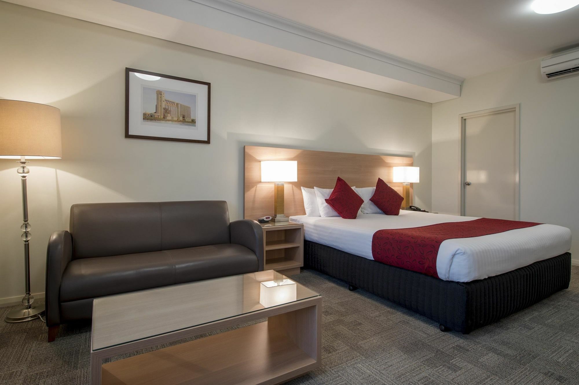 Bunbury Hotel Koombana Bay Bagian luar foto
